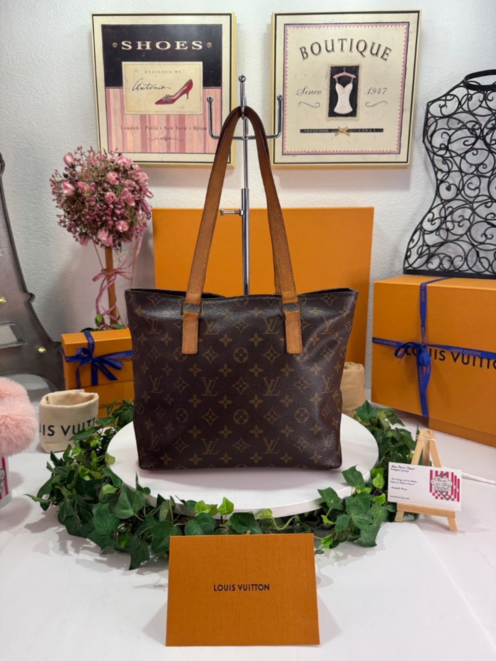 STUNNING LOUIS VUITTON MONOGRAM TOTE! - Picture 13 of 17